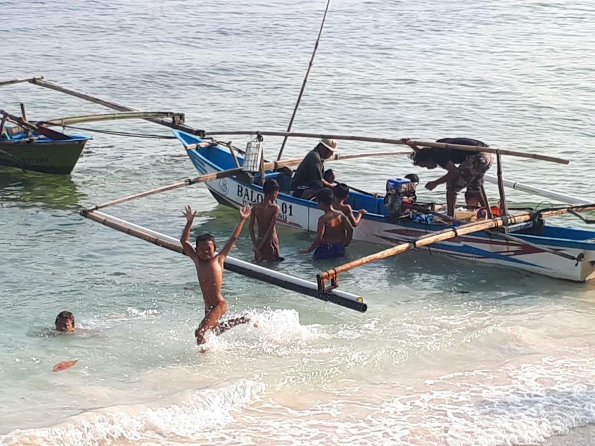 Kambuna Bungalow Krui Luaran gambar